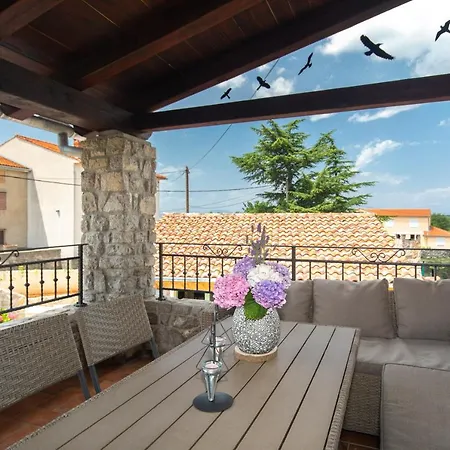 בית נופש House Iva - Vrh, Krk *
