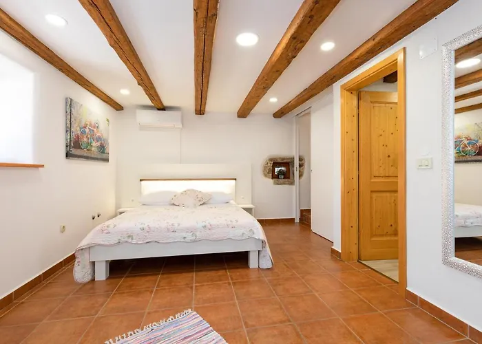 House Iva - Vrh, Krk * Vrh (Krk)