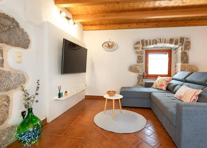 House Iva - Vrh, Krk Holiday home *